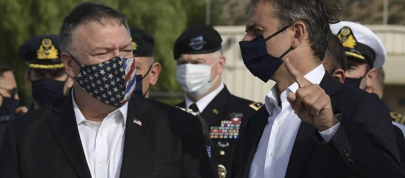 Συνάντηση Μητσοτάκη-Πομπέο: Ο πρωθυπουργός βλέπει «παραγωγική σχέση» με τις ΗΠΑ αλλά δυστυχώς μόνο αυτός...